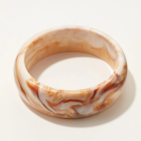 oversized resin bangle